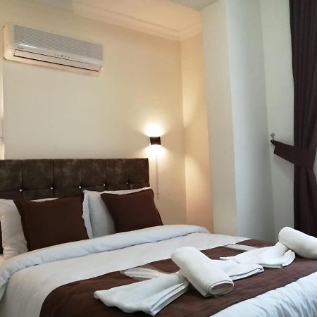 Dos Hermanos Hotel Istanbul Bagian luar foto