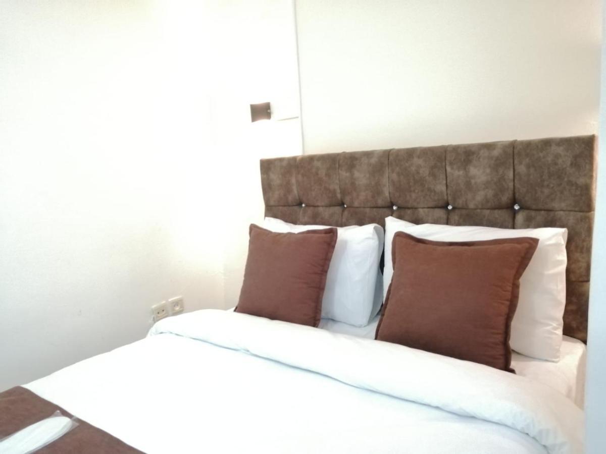 Dos Hermanos Hotel Istanbul Bagian luar foto